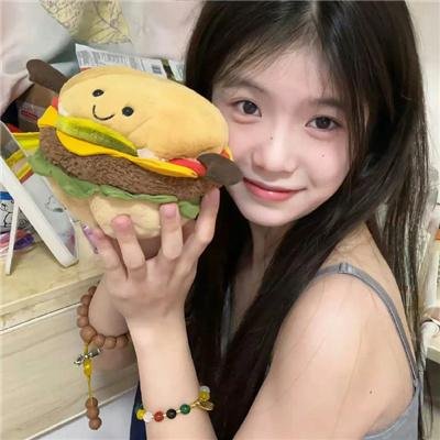 阳台上的坏女孩